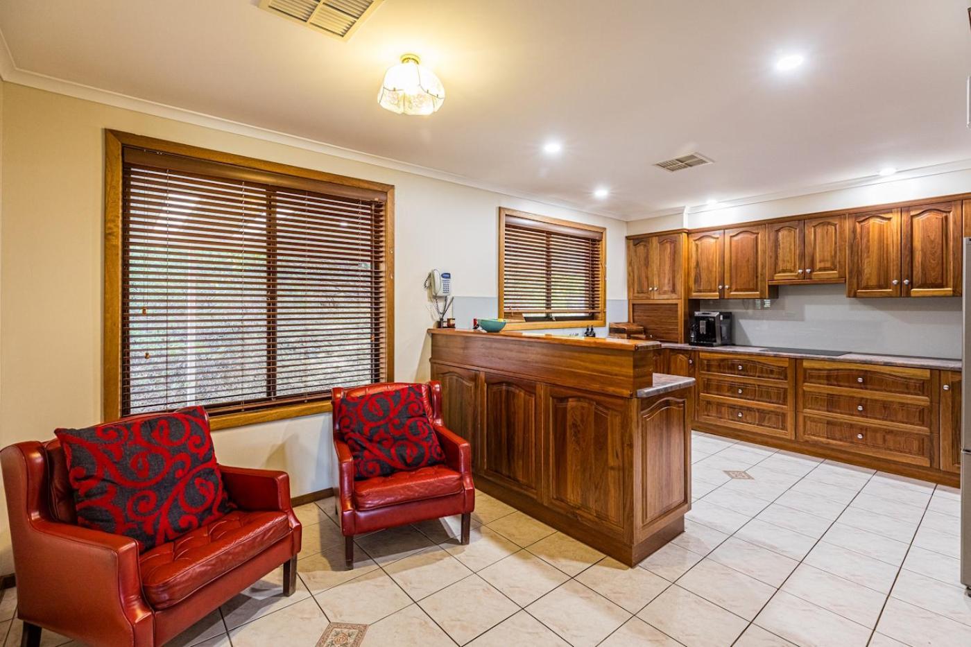 Watervale Hotel Guesthouse Luaran gambar